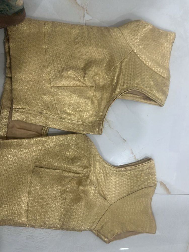 Golden Blouse green and red