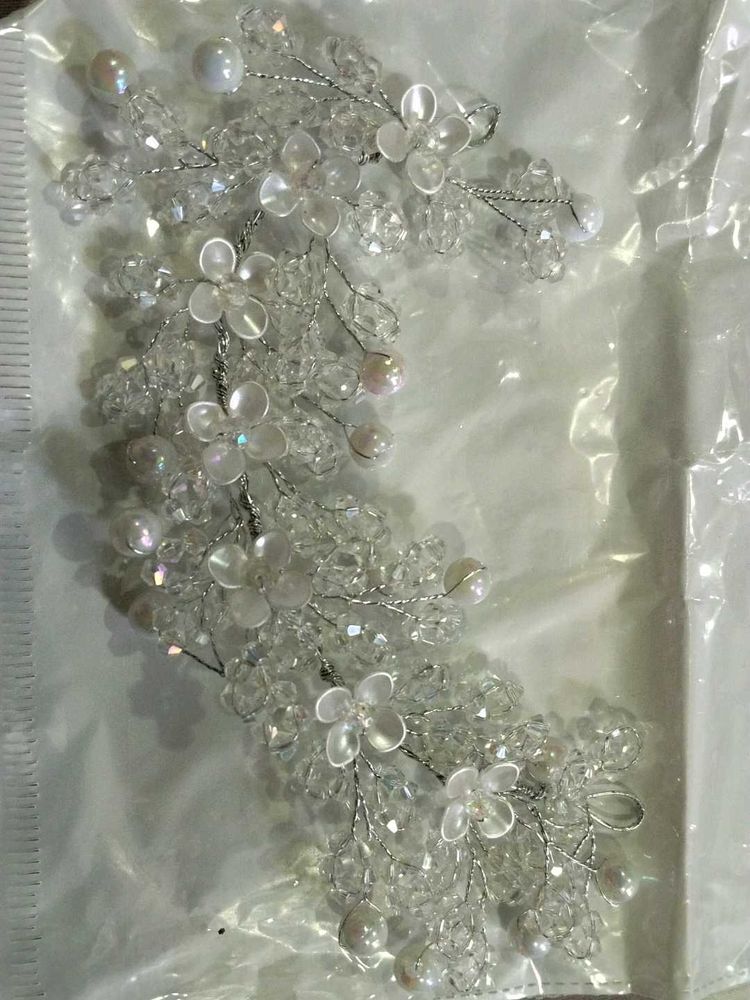 Beautiful Hairbun Looking Lika Aa Beautifu