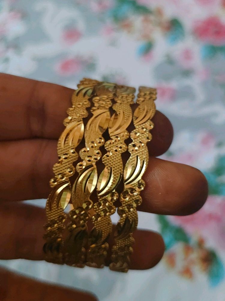 Golden Bangles Set Of 4