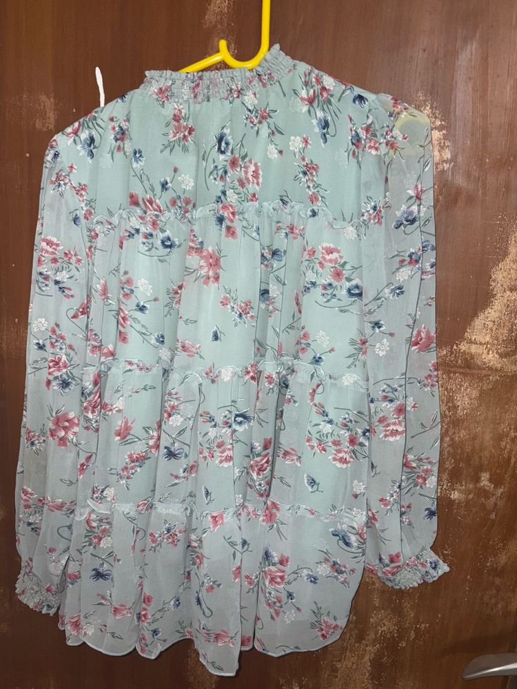 Floral Tiered Long Sleeve Top
