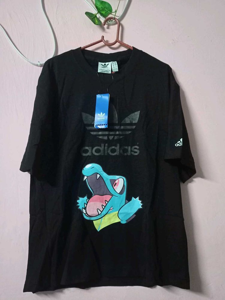 Adidas Black Graphic T-shirt