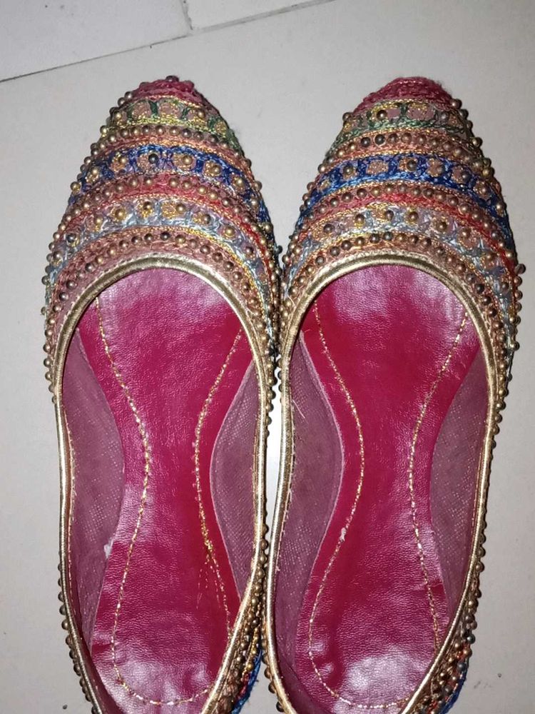 Embroidered Ethnic Flats