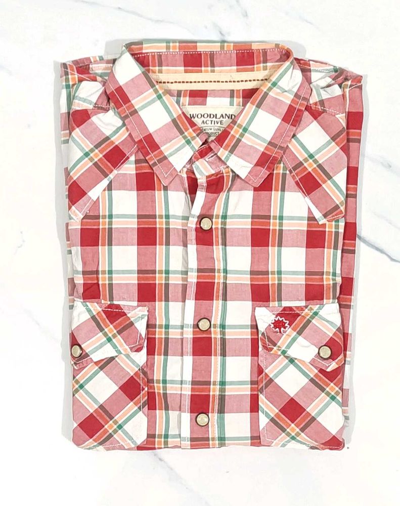 WOODLAND Red Shirt