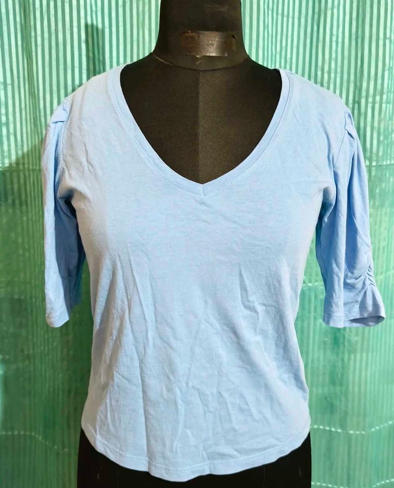 🎁Buy 2 Get 1 Free🎁Size S/ M Cute Blue V-Neck Top