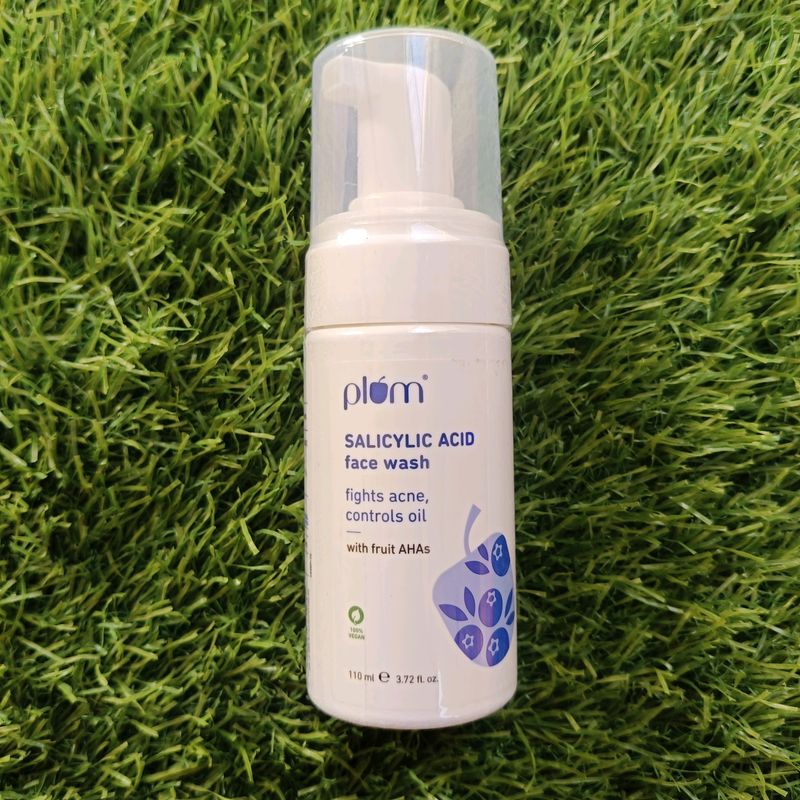 Plum Salicylic Acid Face Wash
