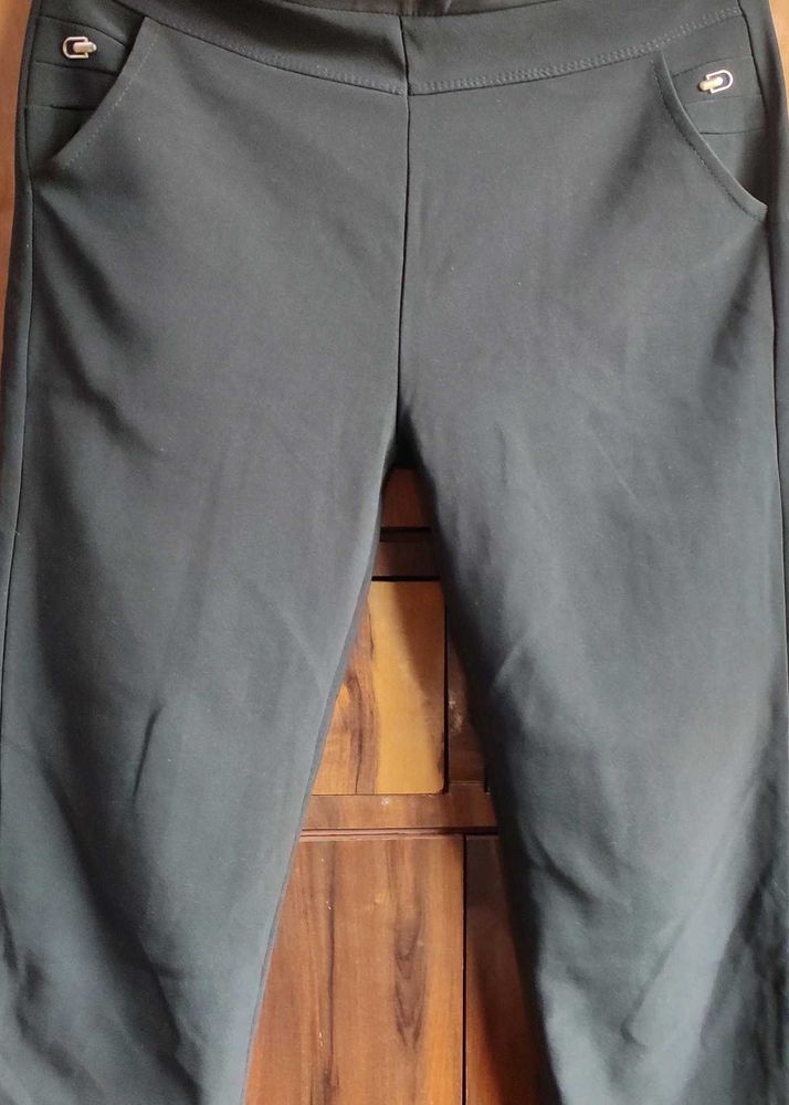 Black High Rise Fitted Legging