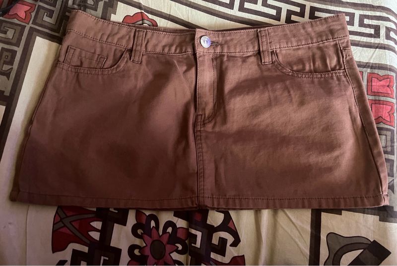H&amp;M Low Waisted Mini Skirt