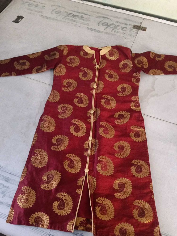 Marun Banarasi Kurta