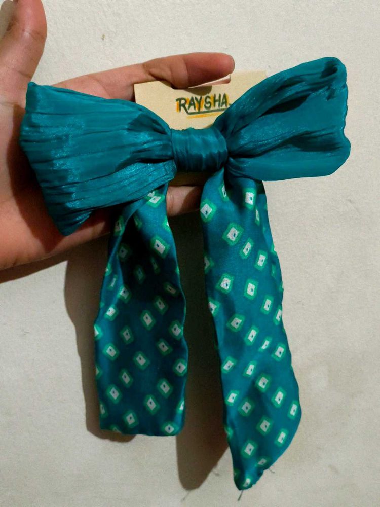 Cute Hair Bow +Wow Body Lotion