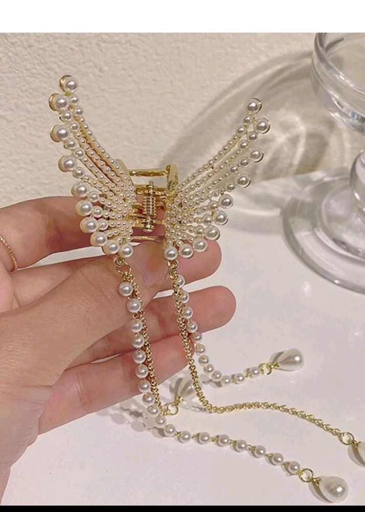 Pearl Studied Clutch/claw/butterfly