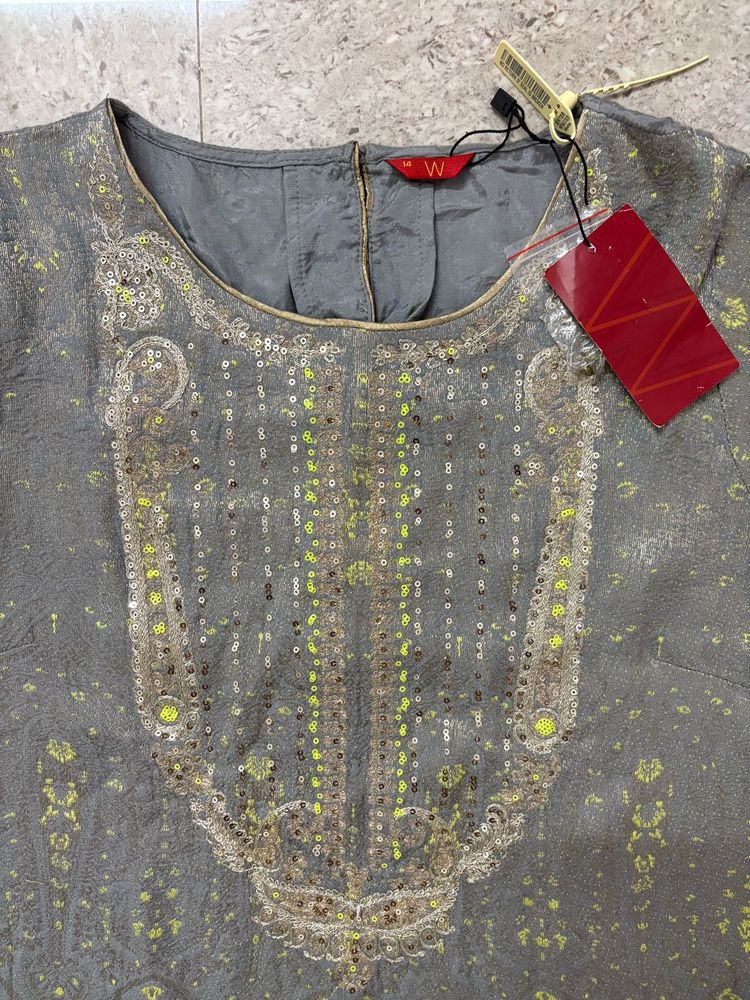 W Kurta Set with Dupatta