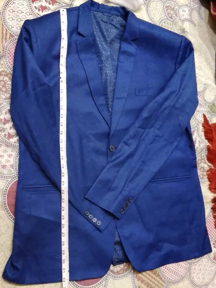 Stylish Blue Blazer