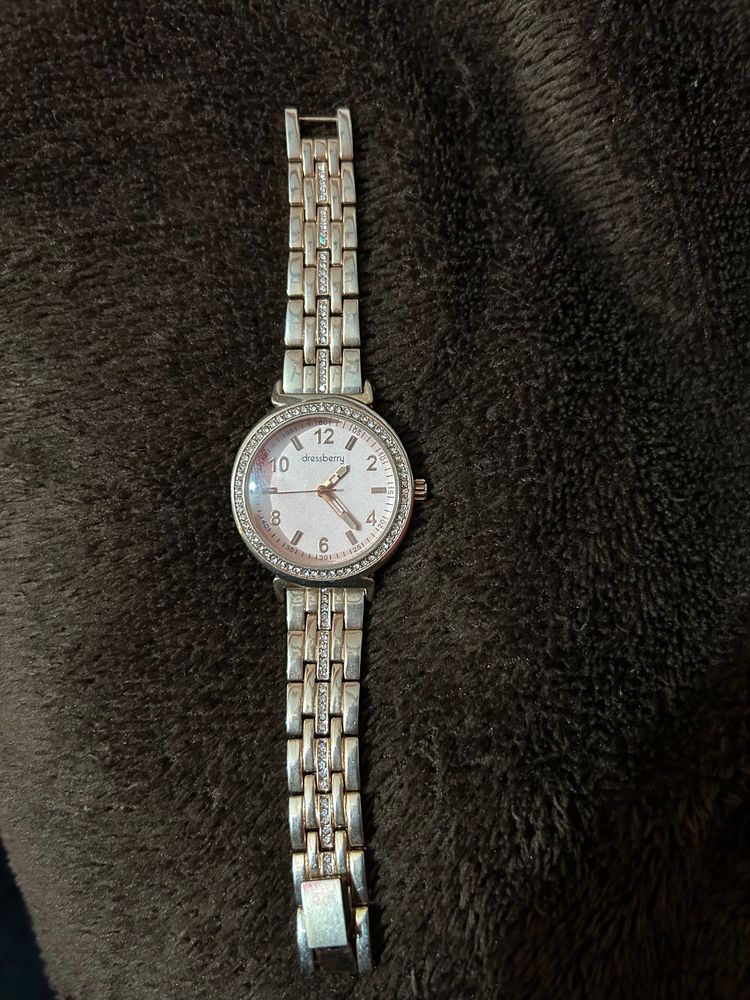 Dressberry Peach Color Watch