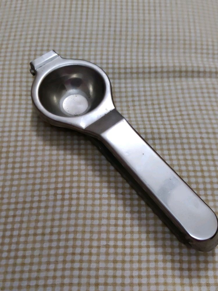 Lemon Squeezer