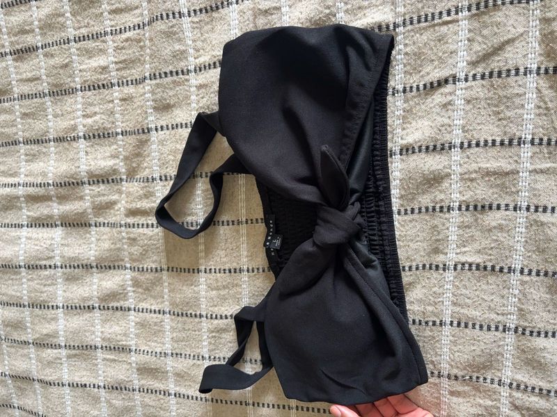Black Front Knot Top