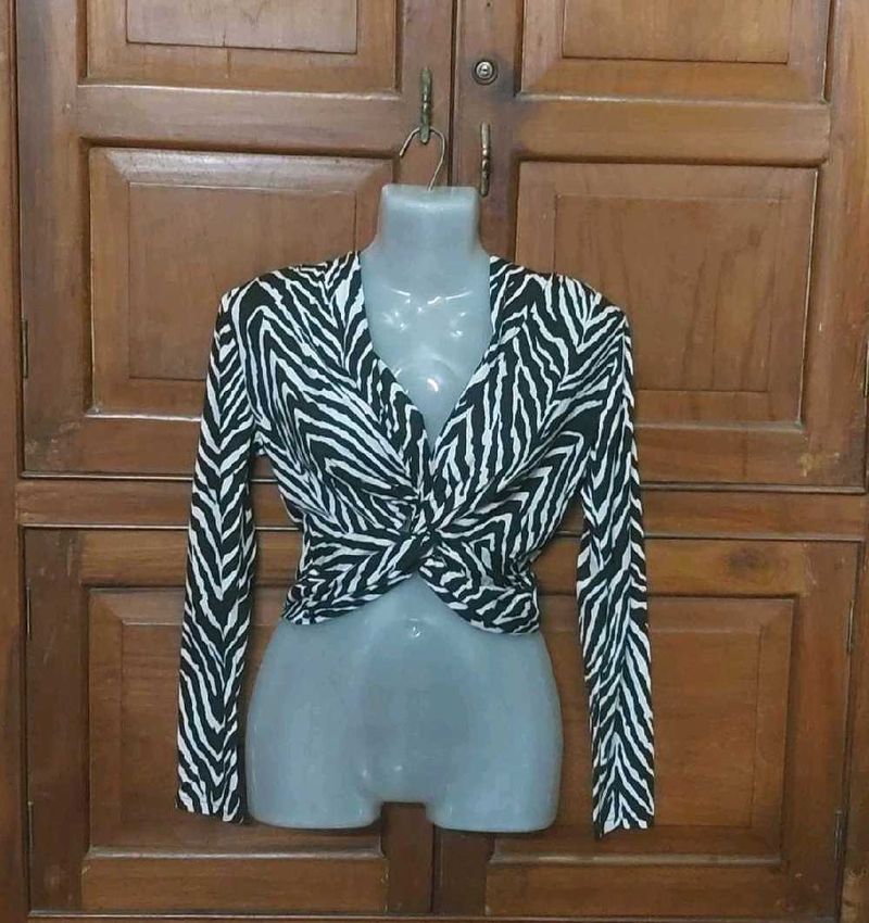 Twist Crop Top