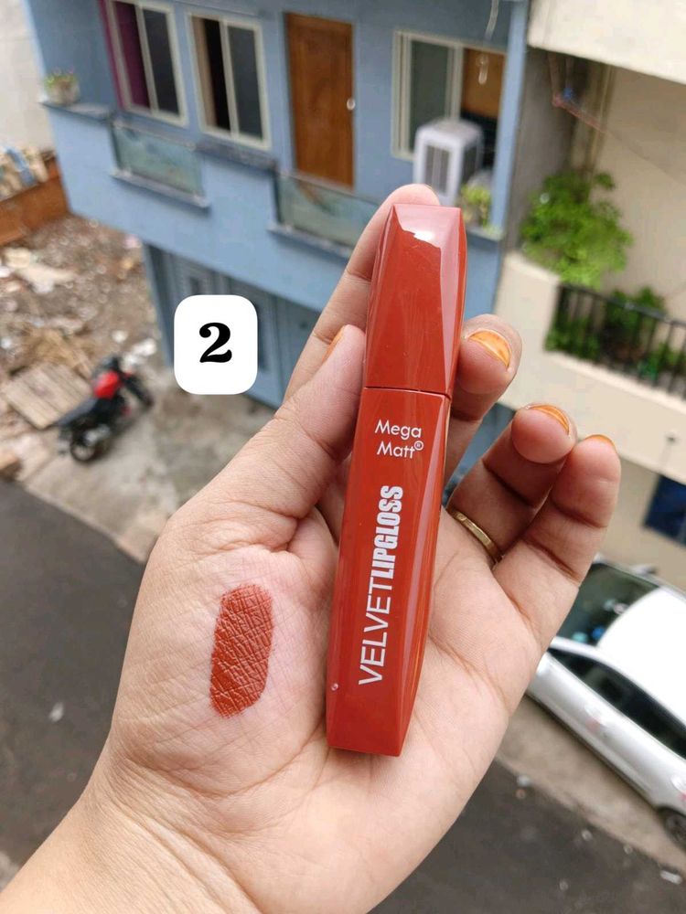 Velvet Matt Lipgloss