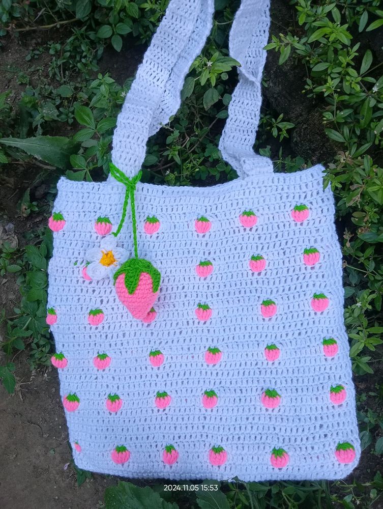 Crochet Strawberry 🍓 Tote Bag With A Cute Charm 🧿