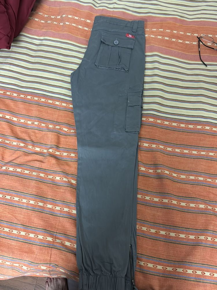 Grey Cargo Pant