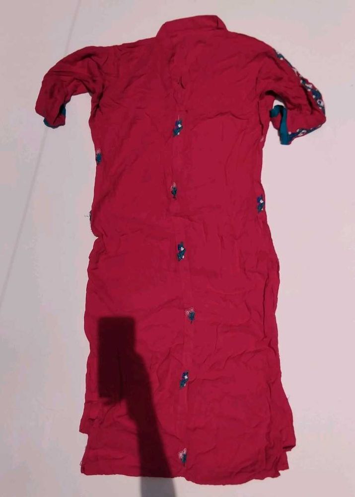 Red Embroidered Kurta