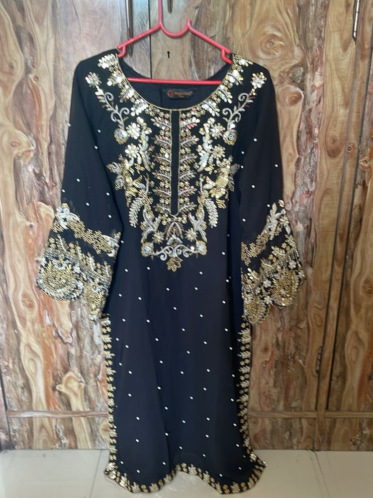 Embroidered Black Kurti
