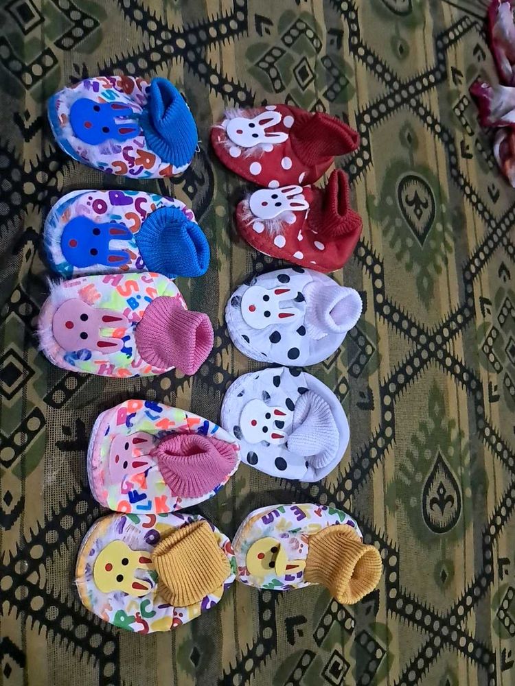 6 Pair Combo Cute Baby Booties