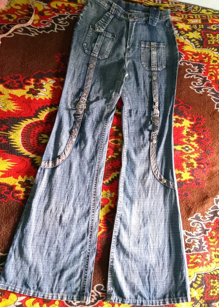Y2K-style flare jean For Women 🗣️