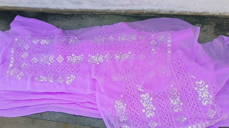 Lavender Saree with unstitched Blouse