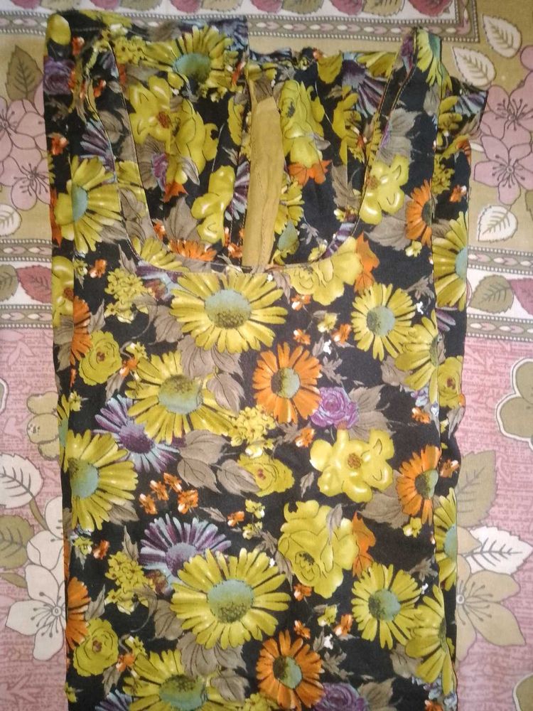 Short Length Kurti, Dupatta And Patiala Suit Set