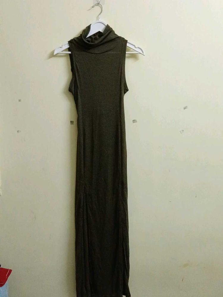 Olive Green Maxi Dress With Hoodie