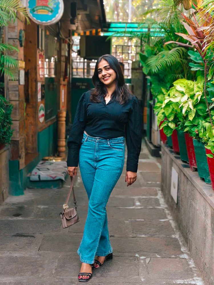 Black gathered crop top