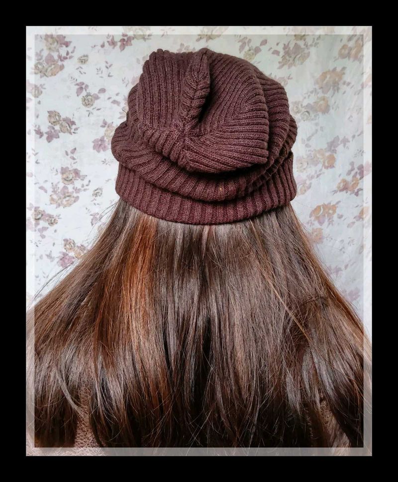 Women solid rib-knit beanie