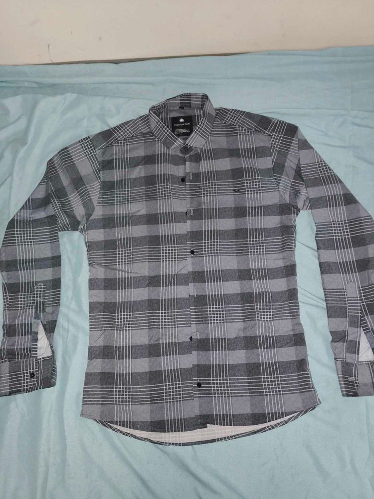 Men&#39;s Grey Plaid Shirt