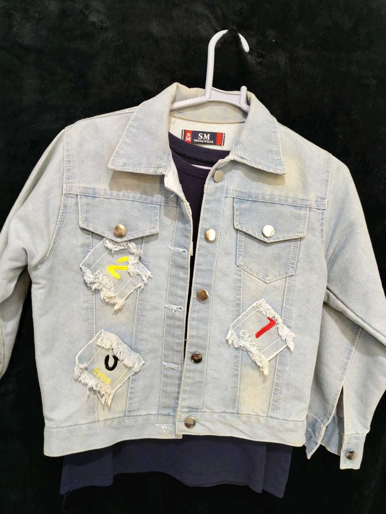 Stylish Denim Jacket With Crop Top