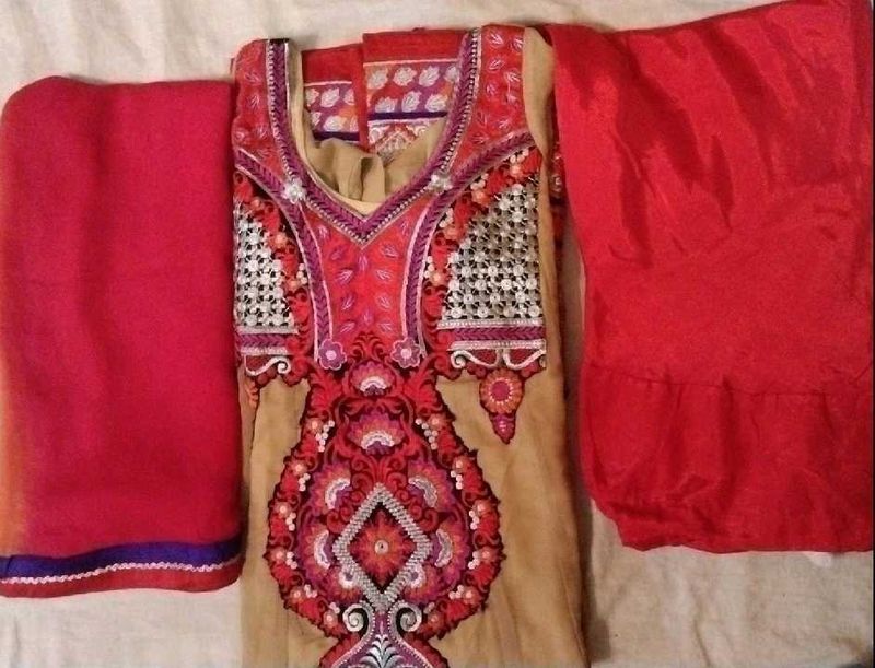 Elegant Suit With Pajami