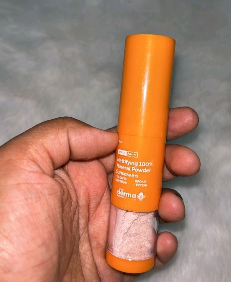 The Derma Co Sunscreen Powder