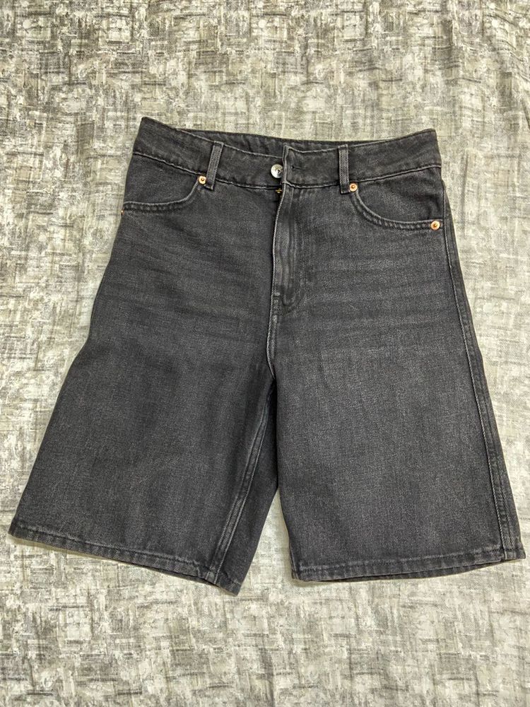 H&amp;M Bermuda Denim Shorts