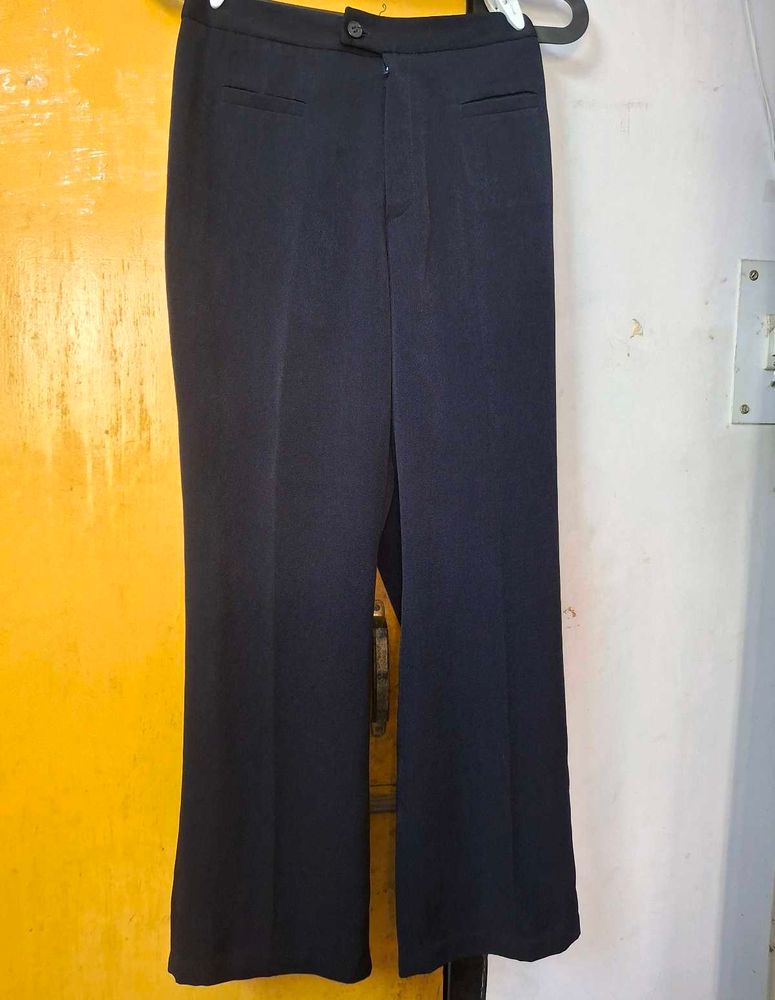 Women&#39;s Parallel Trousers