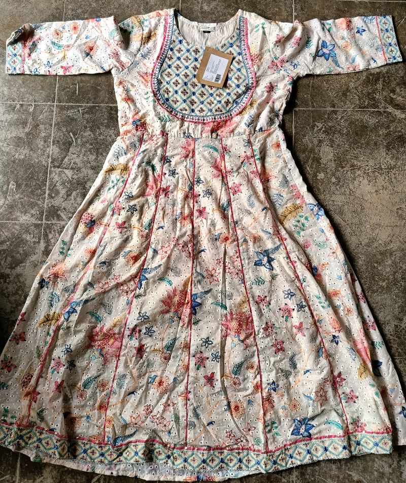 Women Floral Print Straight Kurta