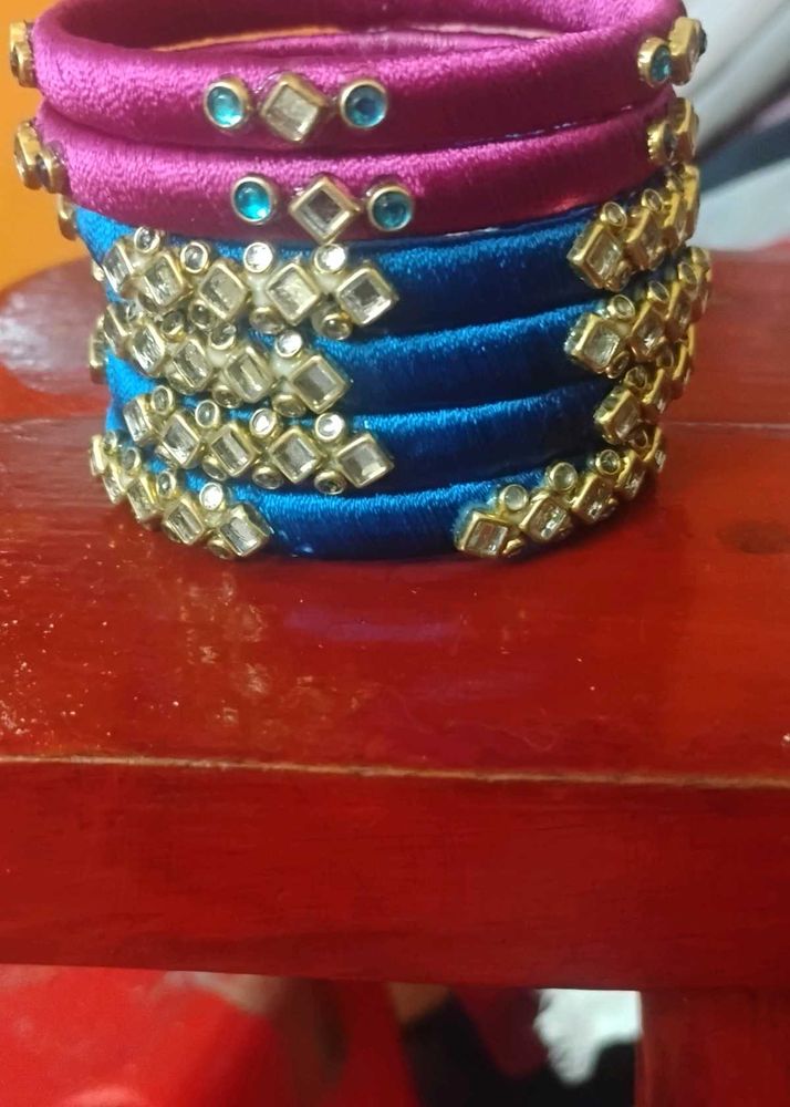 Stylish Bangle Set