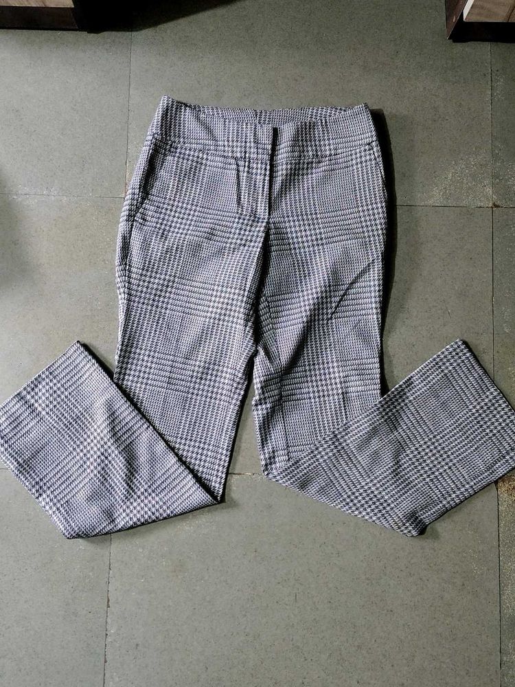 Plaid Trousers 5 And 1 Top