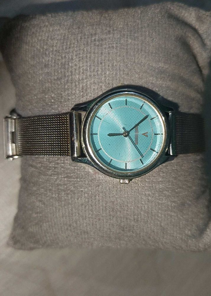 Stylish Blue Dial Watch