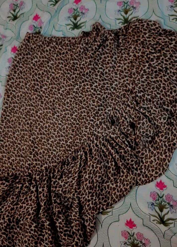 Chic Leopard Print Ruffle Dress – Sleeveless
