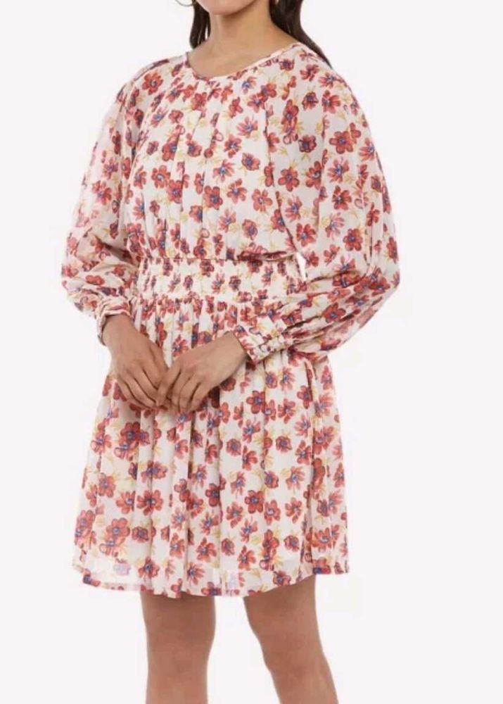 BRAND NEW People White Floral Dress Full Sleeves