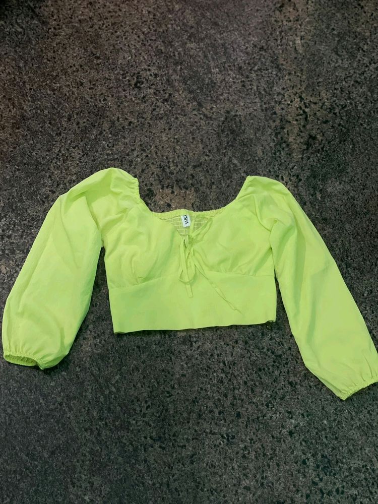 Puff Sleeved Crop Top