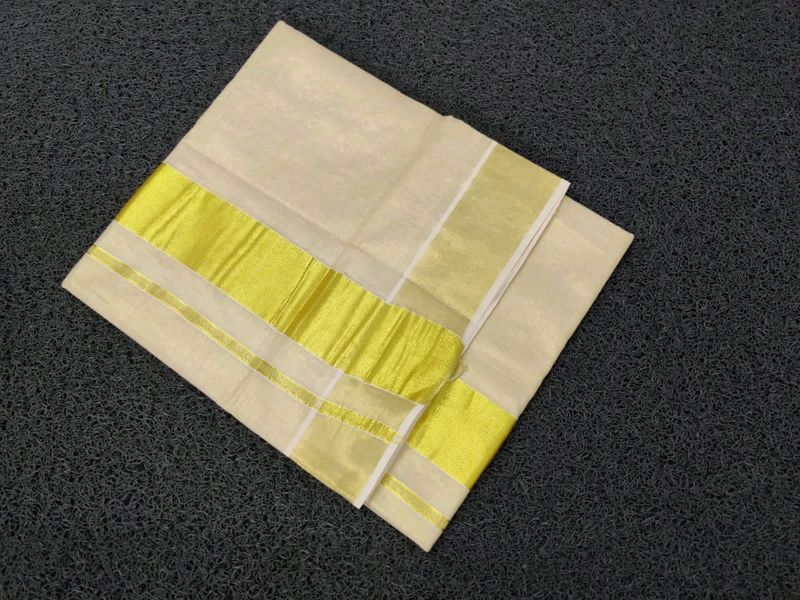 Golden border Ready to wear Settu saree (only cash