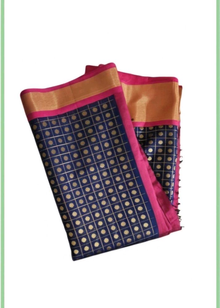 Elegant Navy Blue Saree with pink border