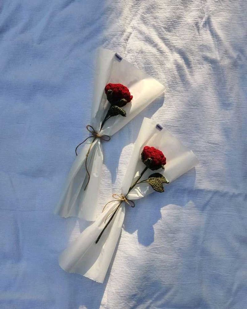 🌹🧶💐