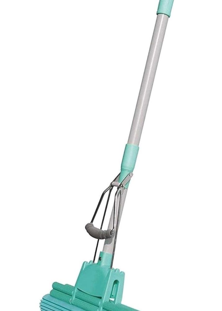 Sponge Mop - Like New!