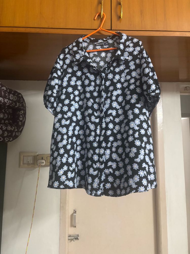 “Dressberry” Floral Shirt (Almost 🆕)
